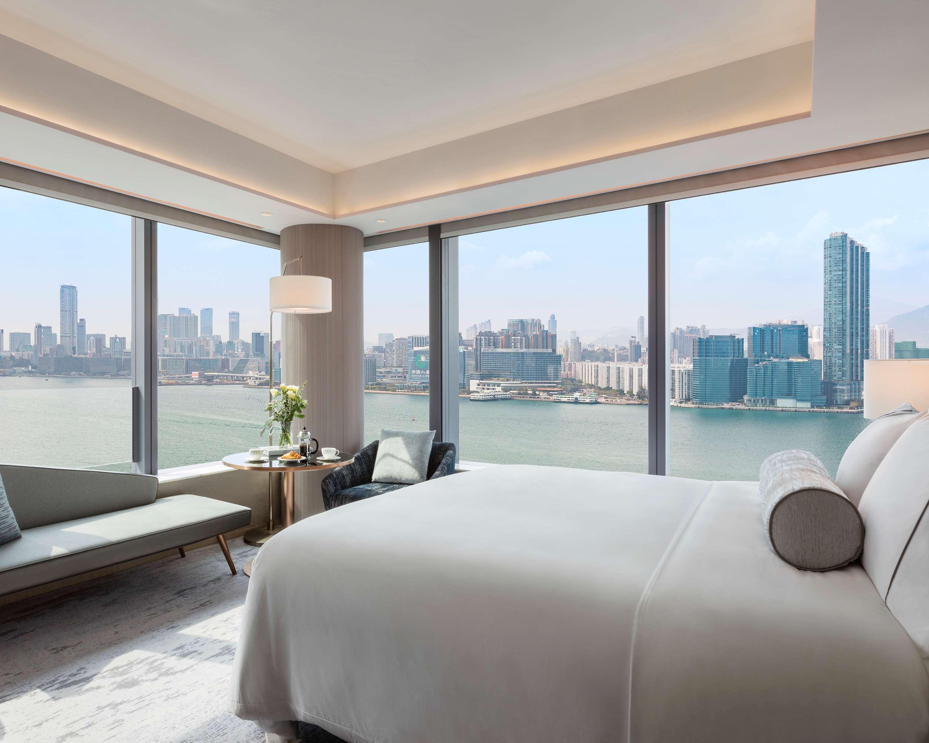 Hyatt Centric Victoria Harbour Hotel Хонконг Екстериор снимка
