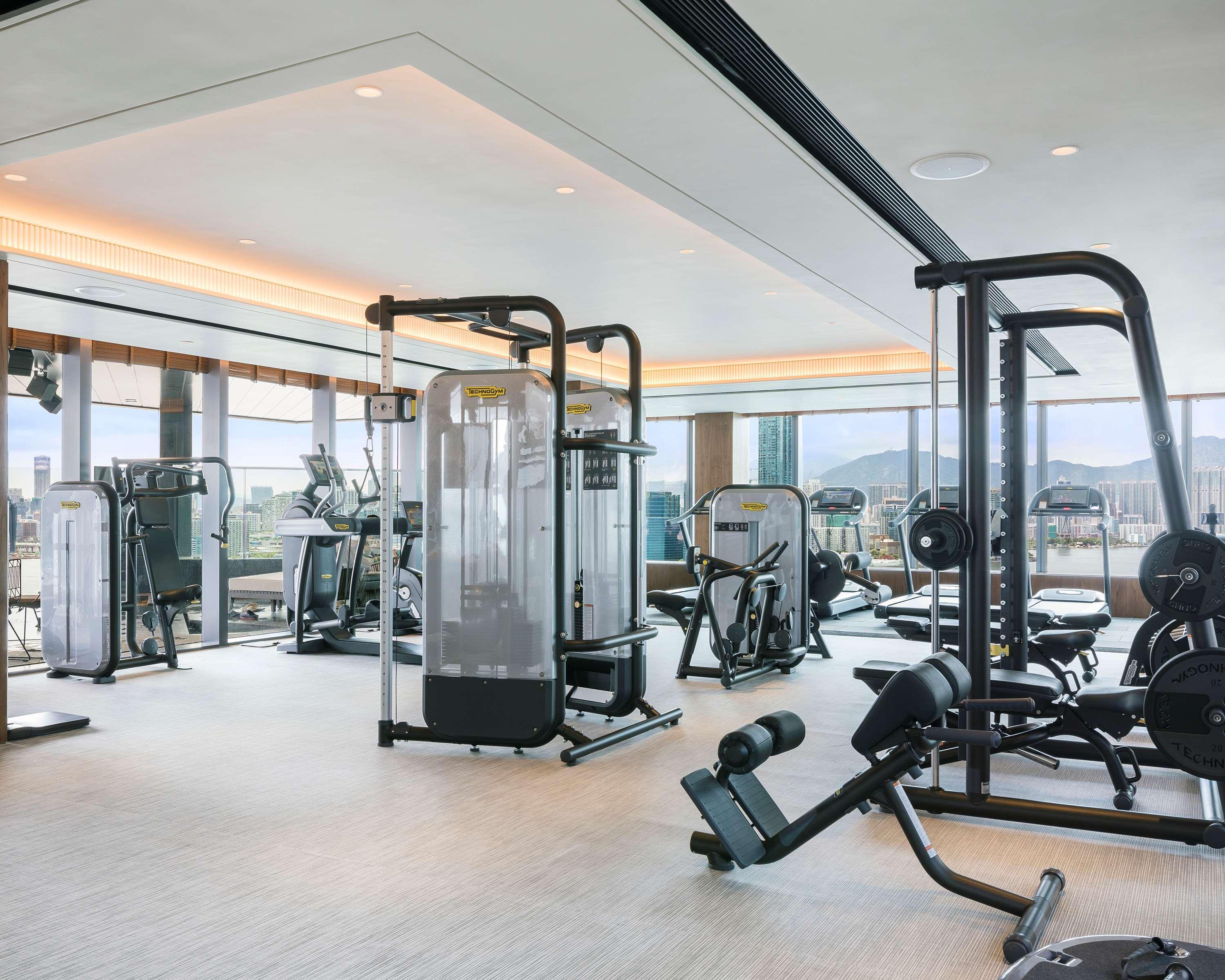 Hyatt Centric Victoria Harbour Hotel Хонконг Екстериор снимка
