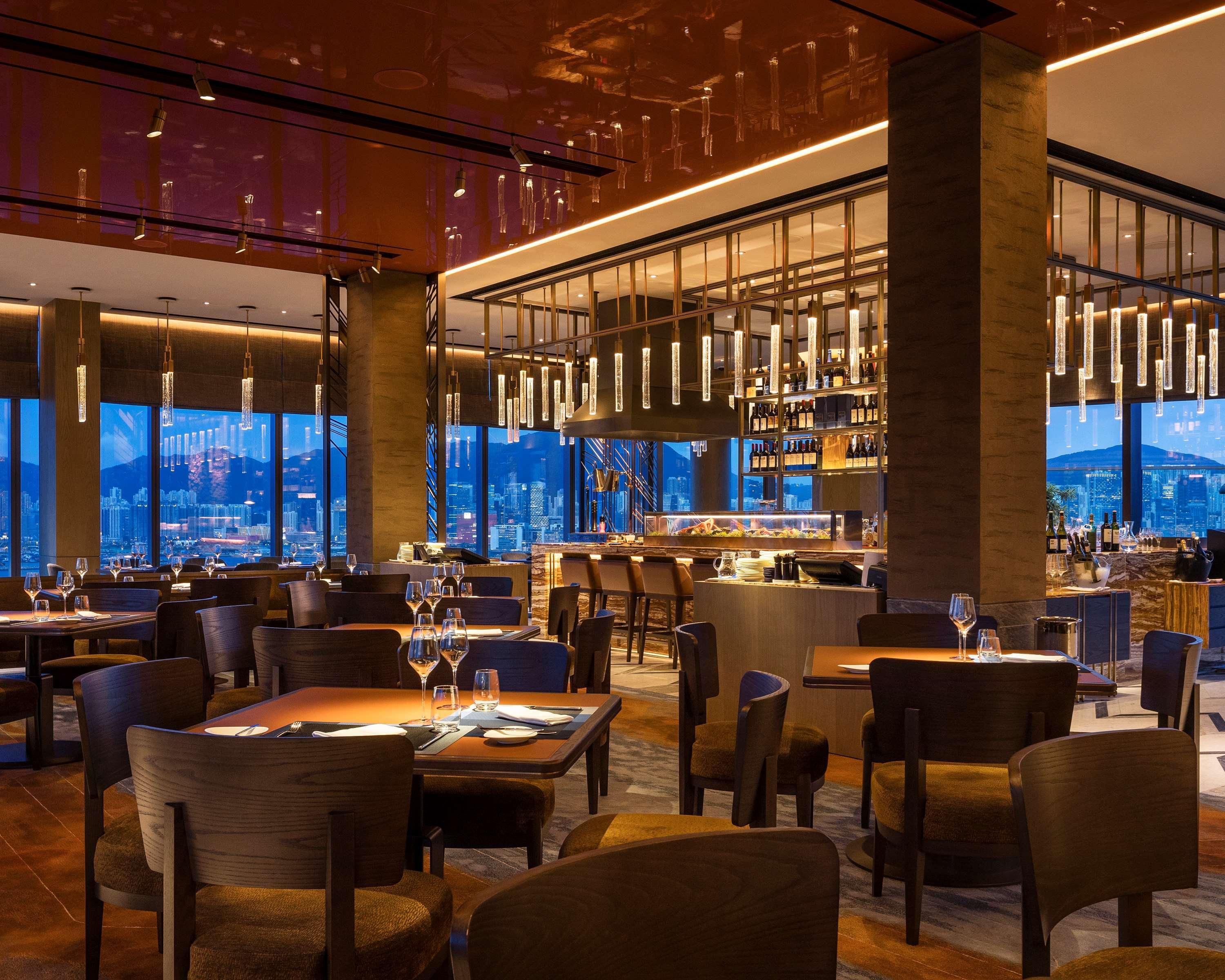 Hyatt Centric Victoria Harbour Hotel Хонконг Екстериор снимка