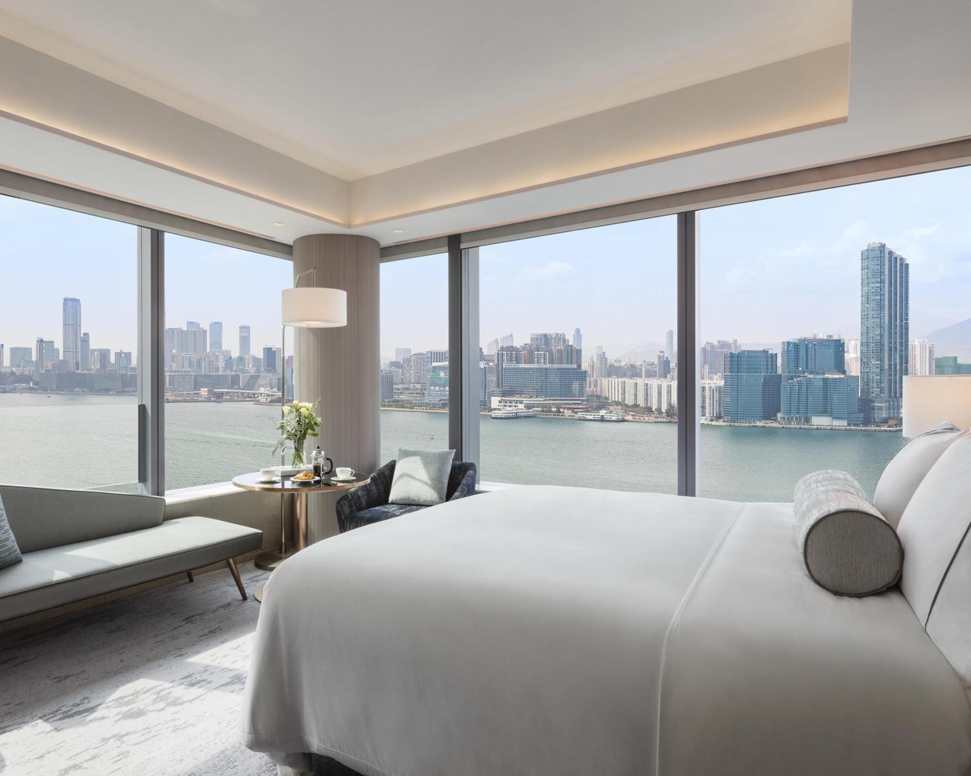 Hyatt Centric Victoria Harbour Hotel Хонконг Екстериор снимка