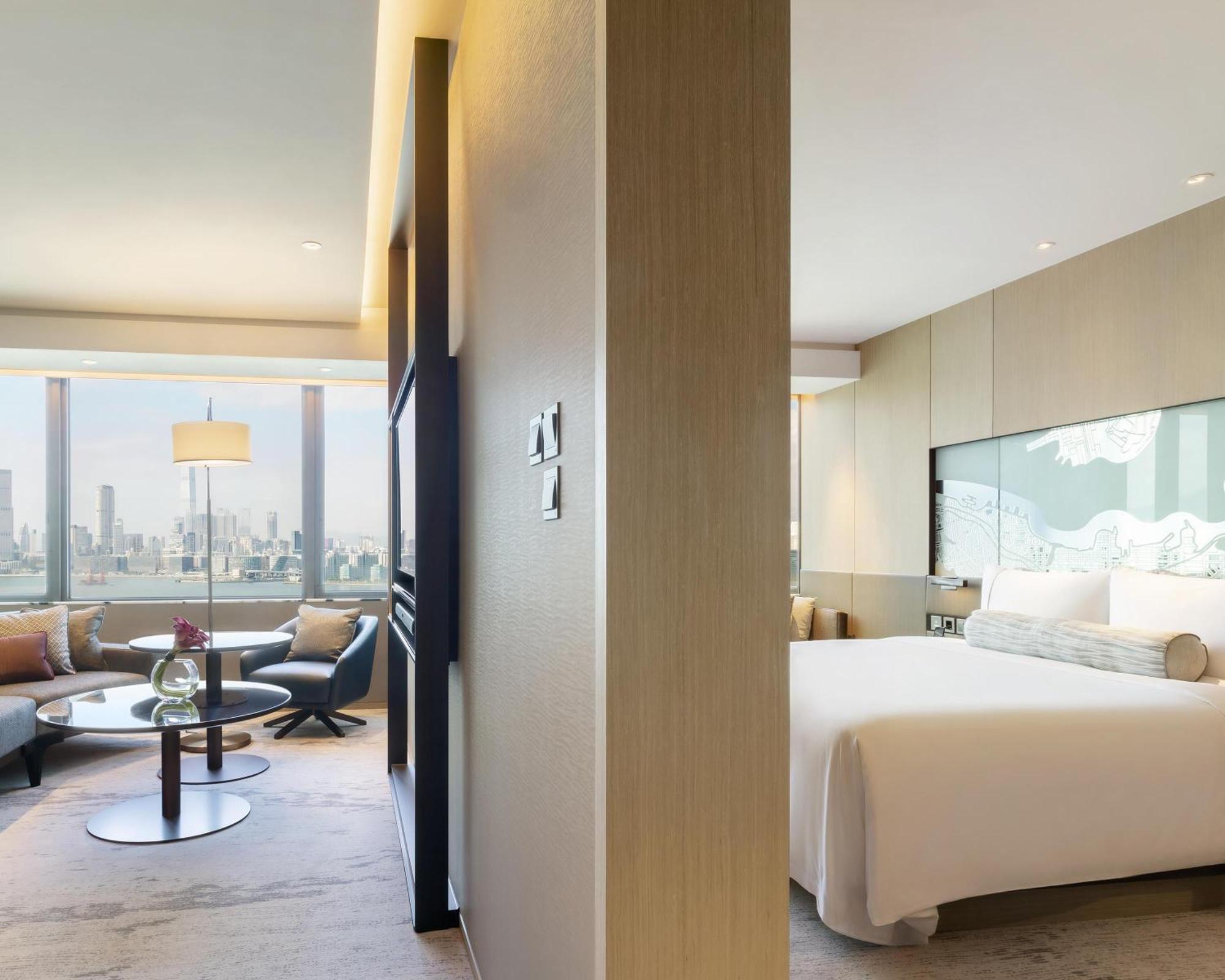 Hyatt Centric Victoria Harbour Hotel Хонконг Екстериор снимка