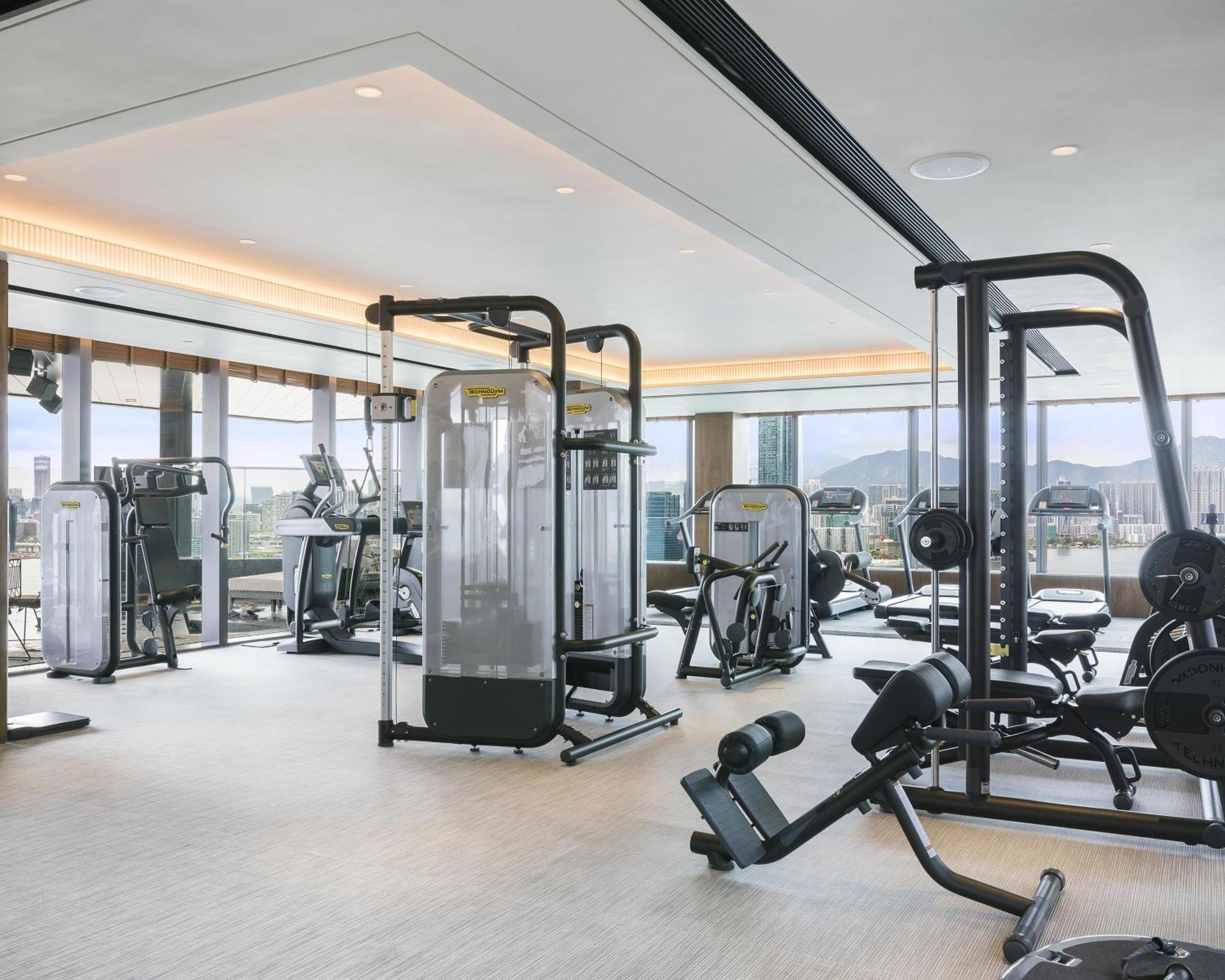 Hyatt Centric Victoria Harbour Hotel Хонконг Екстериор снимка